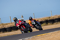 anglesey-no-limits-trackday;anglesey-photographs;anglesey-trackday-photographs;enduro-digital-images;event-digital-images;eventdigitalimages;no-limits-trackdays;peter-wileman-photography;racing-digital-images;trac-mon;trackday-digital-images;trackday-photos;ty-croes